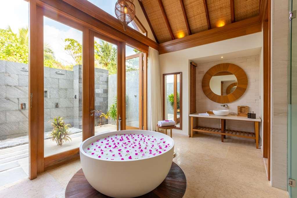 Furaveri Island Resort And Spa Muravandhoo Servizi foto